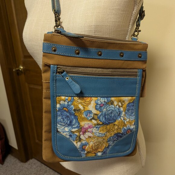 Myra Crossbody Handbag NWOT - Picture 1 of 4